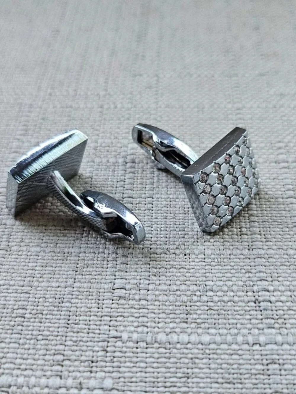 Crystals Accent Cufflinks Silver Tone Fashion Men Jewelry Cuff Links Father Day